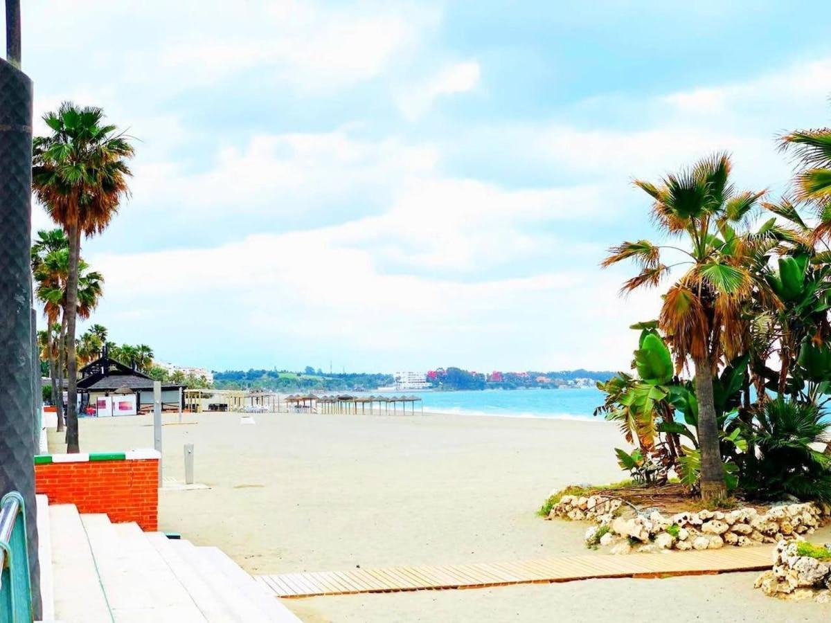 Espectacular Piso En Primera Linea De Playa Estepona Exterior foto